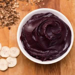 Açaí, banana, mel e granola