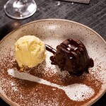 Petit Gateau de Chocolate Meio Amargo