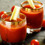 Suco de tomate artesanal