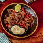 Porção de Filé Mignon Acebolado Catupiry