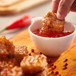Dadinho de tapioca com carne de sol