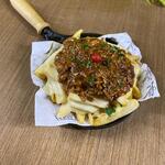 BATATA CANOA COM PULLED PORK E MUSSARELA
