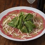 Carpaccio com Rúcula