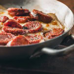 Gratinado de queijo com linguiça