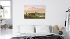 Mockup Fotokunst von Achim Thomae: sanftes Bergpanorama im Morgennebel
