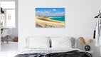 Mockup Fotokunst von Michael Valjak: sanfter Sandstrand unter klarem, blauem Himmel