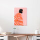 Mockup Illustration von Bea Muller: Frau mit orangefarbenen Streifen im minimalistischen Stil