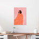 Mockup Illustration einer Frau mit Wirbelmustern in warmen Orange- und Pink-Tönen