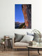 Mockup Fotokunst: Kleine Alpenhütte in der blauen Stunde der Schweizer Alpen.