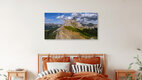 Mockup Fotokunst von Achim Thomae: Panorama der Dolomiten mit sanften Almwiesen.