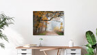 Mockup Fotokunst von Heiko Gerlicher: ruhiger Herbstweg im nebligen Wald