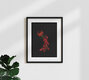 Mockup Fotokunst von Ramona Reimann: detailreiche Darstellung eines roten Zweigs