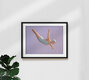 Mockup Wandbild 'Turmspringer gegen Lila Himmel' – Kunst von Sarah Morrissette als Poster oder Acrylglasbild