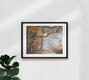 Mockup Fotokunst von Heiko Gerlicher: ruhiger Herbstweg im nebligen Wald