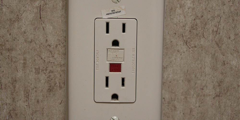 Rv Life Hack 6 Things You Can Do To Fix A Broken Rv Outlet
