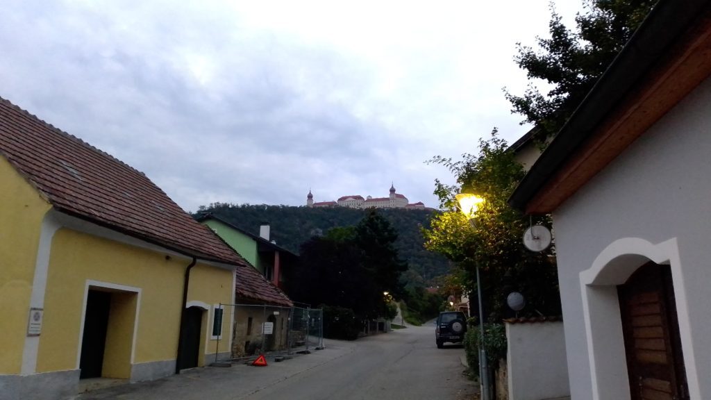 Stift Göttweig trohnt über dem Kremstal