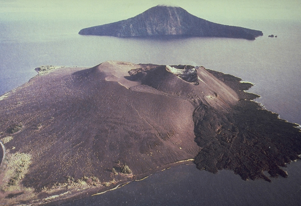 How far does volcano ash travel?