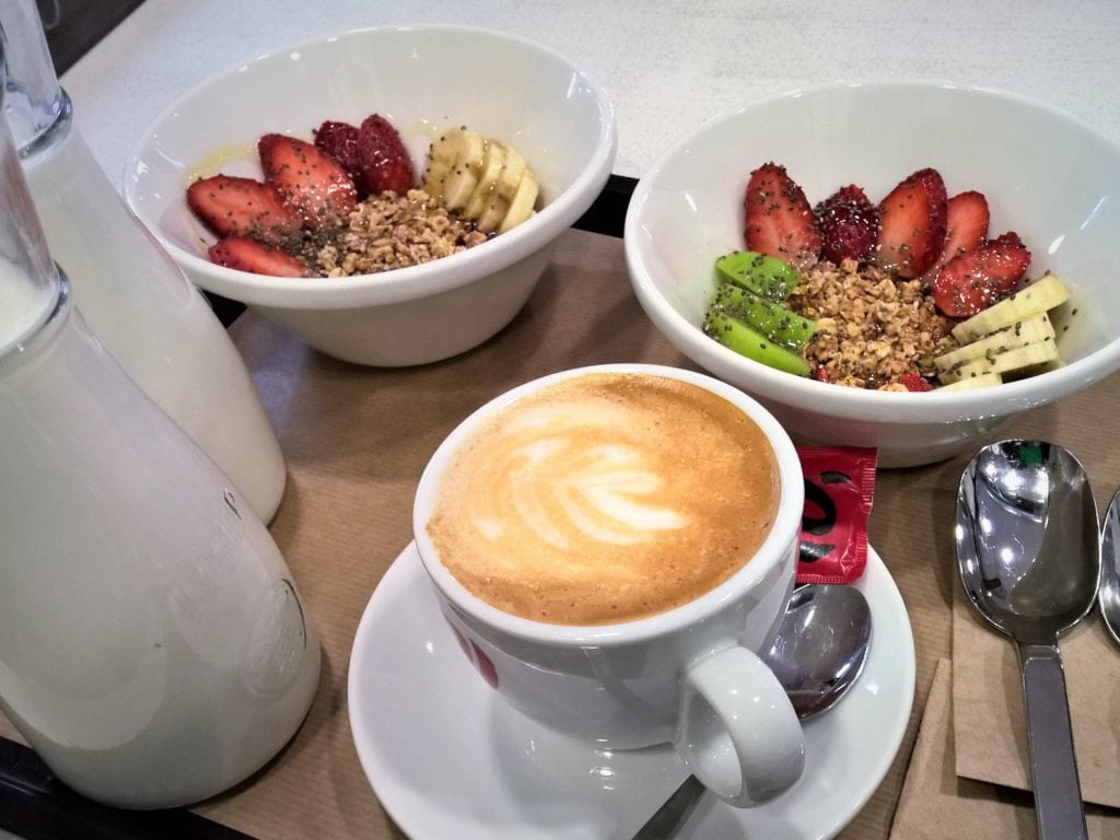 Desayunos Saludables En Pinale Coffee Shop Salad Bar