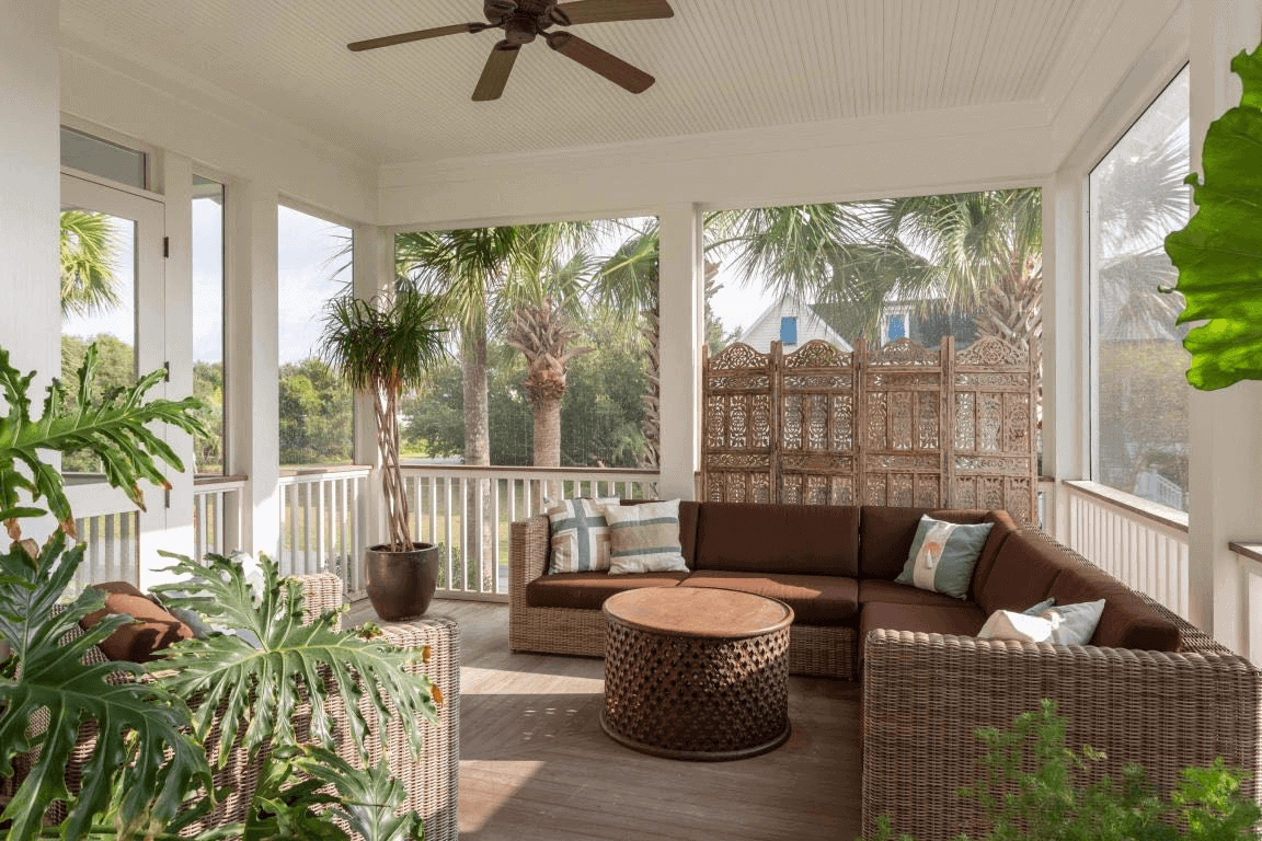 SECTIONAL SOFA FOR SCREEN PORCH