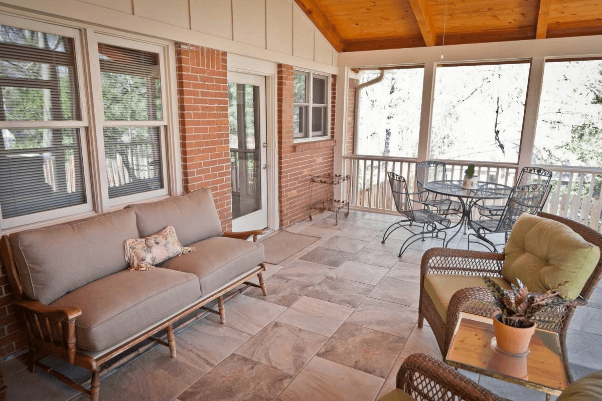 PORCELAIN TILES SCREENED PORCH FLOORING OPTION