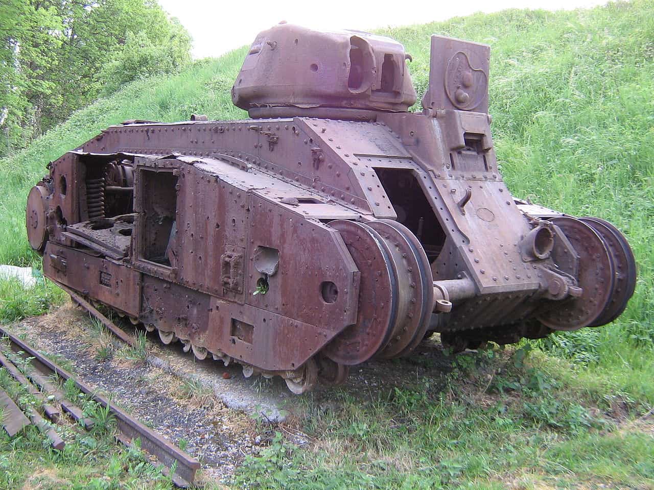 Het wrak van een Char B1 bis