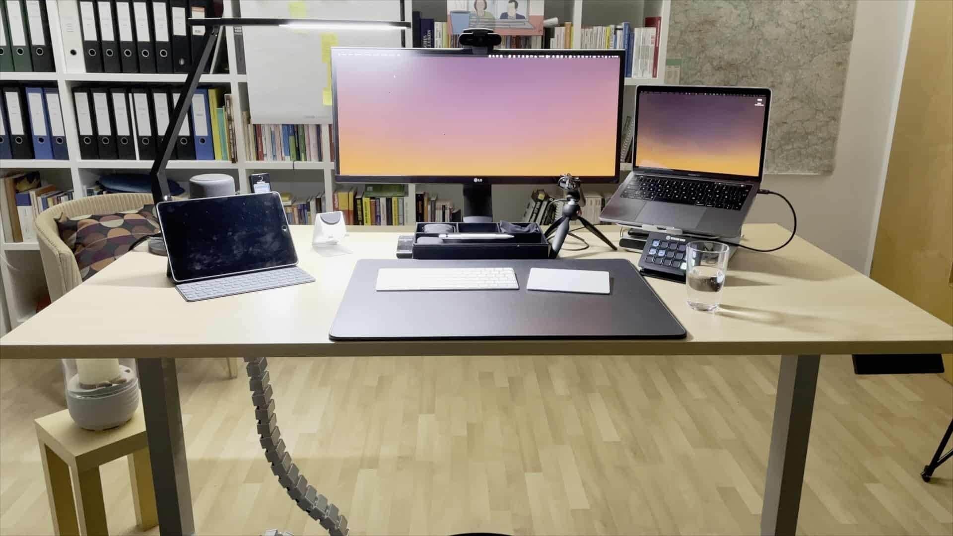 Peter's Arbeitsplatz Homeoffice