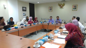 Karo Renkeu Setkab Islachuddin memimpi koordinasi evaluasi Aksi PPK, di Gedung III Kemesetneg, Jakarta, Selasa (22/9)