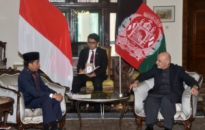 Presiden Jokowi saat melakukan pertemuan bilateral dengan Presiden Afghanistan di Istana Presiden Agr, Kabul, Afghanistan pada Senin (29/1) siang waktu setempat. (Foto: BPMI)