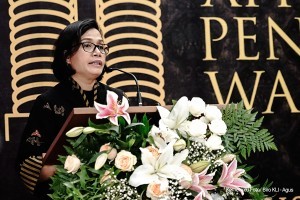 Minister of Finance Sri Mulyani delivers remarks at 2018 Large Taxpayer Appreciation Award, at the 2nd Floor Hall of DJP Building, Jakarta, Tuesday (13/3) morning. (Photo: Ministry of Finances PR Division)