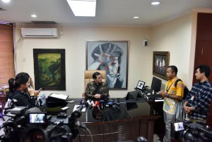 Cabinet Secretary Pramono Anung answers questions from reporters at his office in Jakarta, Wednesday (29/8). (Photo by: Public Relations Division of Cabinet Secretariat/Jay).