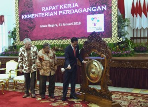 President Jokowi opens Ministry of Trade's Working Meeting at the State Palace, Jakarta, Wednesday (31/1)