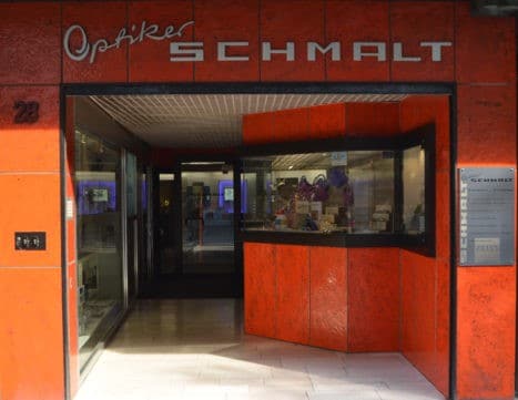 Ladenfront Foto des rechten Ladeneingangs