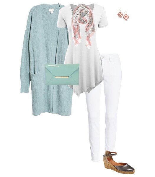 Long cardigan idea to hide your belly | 40plusstyle.com