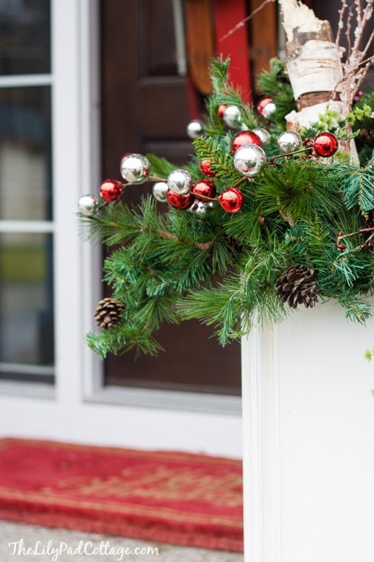 Vintage Sled Front Door Decor - The Lilypad Cottage