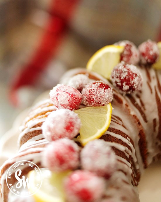 dusted sugar cranberries for winter cakes