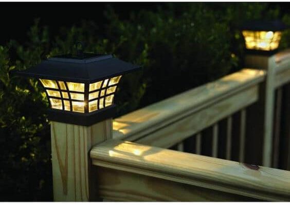 BLACK DECK POST LIGHT