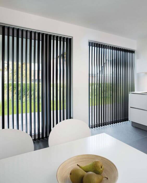 VERTICAL BLINDS IDEAS FOR PROTECTION PATIO SLIDING DOORS