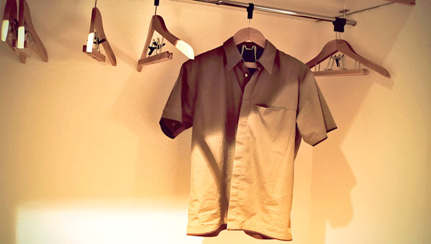 Men S Minimalist Wardrobe Easy 4 Step Guide Godownsize Com
