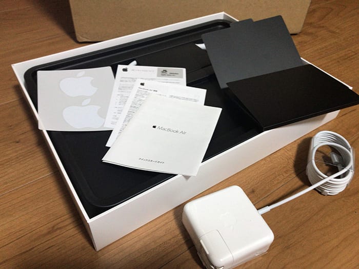 macbookair-open180902_018.jpg Macbookairの付属品すべて
