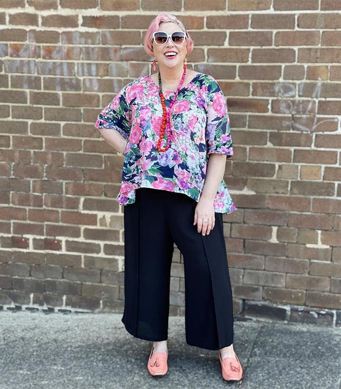 best pants to hide belly fat