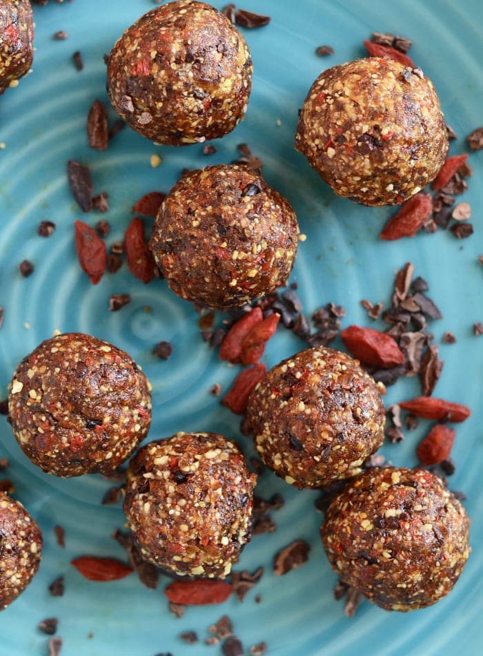 Benefits of Goji Berries + Raw Vanilla Goji Berry Balls Recipe