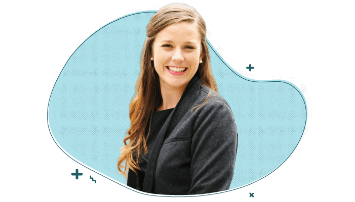 smiling multifamily leasing agent | PERQ Company smiling multifamily leasing agent | PERQ Company
