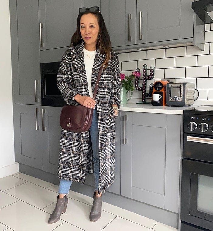 How to wear booties - Abi wears booties with cropped jeans | 40plusstyle.com