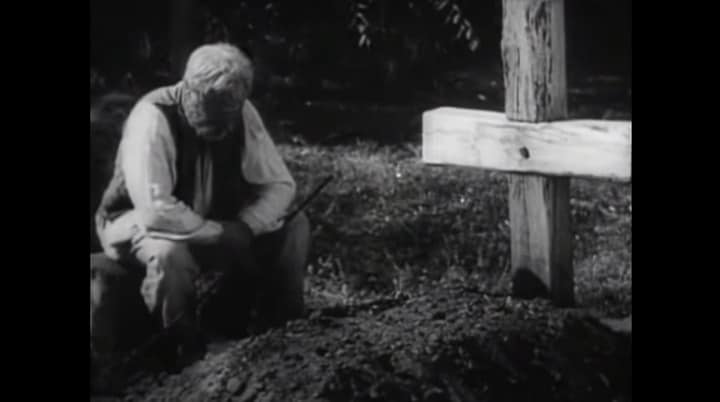 Watch Earth, a Landmark of Soviet Cinema (1930) 1 Earth (1930)