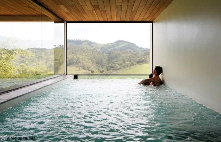 Architecture and the Bare Body: 15 Spaces for Healing, Relaxing and Bathing 1 Architecture and the Bare Body