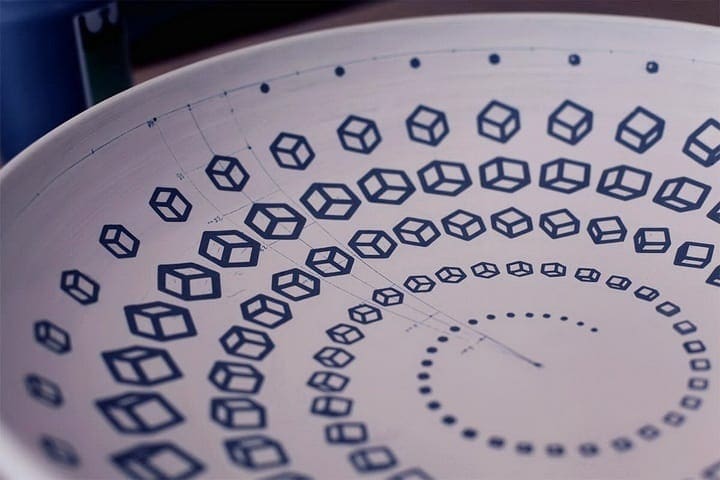 Graphically Designed Ceramic Vessels Form Zoetrope Animations 1 Graphically Designed Ceramic Vessels FI
