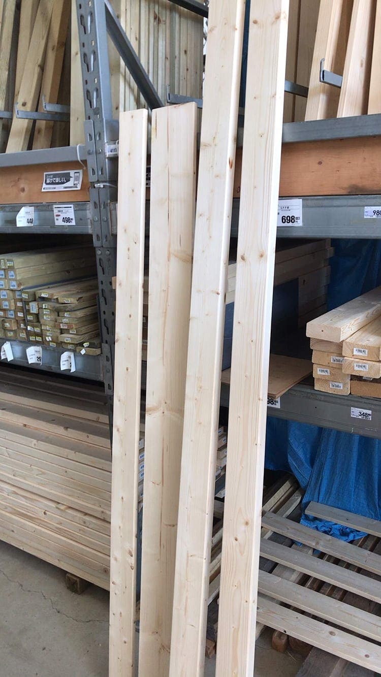 diy-shelf-storage190508_014.jpg 購入した木材の画像イメージ