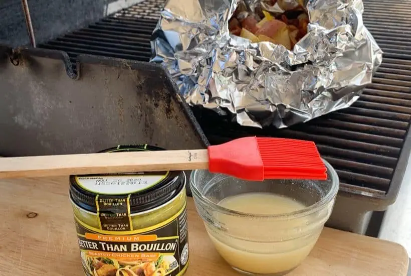 Fire up the grill and make this Potato And Bacon Foil Packets recipe. This easy grilled side dish is a perfect summer recipe or camping recipe. And it has bacon in it! #foilpackets #potatoandbaconfoilpacket #campingrecipe #grillingrecipe #Ad #BTBGrillingRecipes #IC
