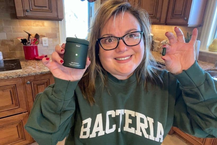 Seed is a daily probiotic and prebiotic wrapped into one green capsule. Here is my review of how Seed Probiotics work. Seed is a daily probiotic that benefits the digestive, heart and immune systems.