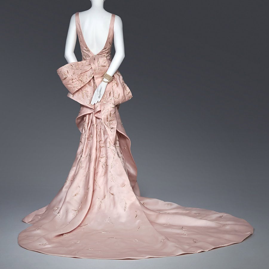 Oscar de la Renta evening dress worn by Taylor Swift
